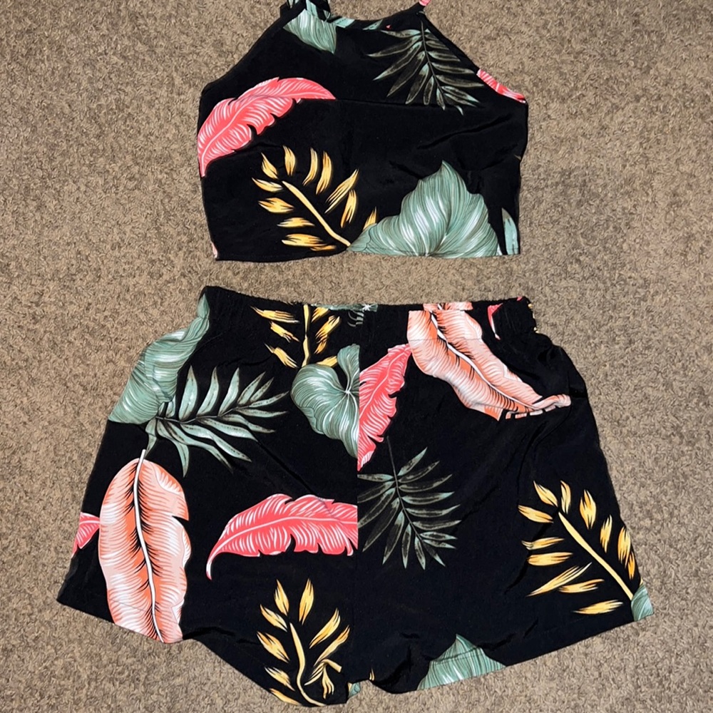 Two piece shorts floral outfit